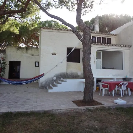 Acoteias Tatil Evi *